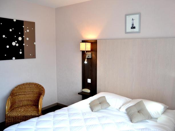 Imagen de la habitación del Hotel Les Parcs. Foto 4