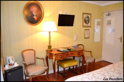 Imagen de la habitación del Hotel Les Pasteliers, Albi. Foto 8