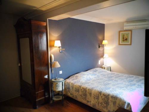 Imagen de la habitación del Hotel Les Pasteliers, Albi. Foto 12