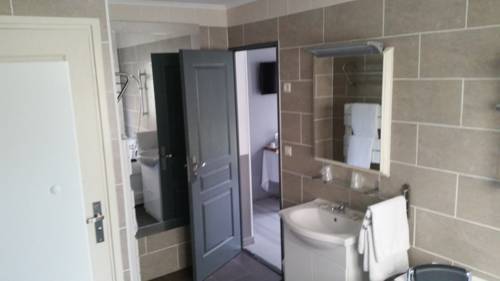 Imagen de la habitación del Hotel Les Pelouses. Foto 4