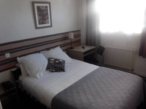 Imagen de la habitación del Hotel Les Pelouses. Foto 6