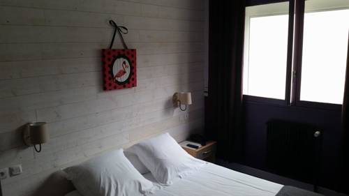 Imagen de la habitación del Hotel Les Pelouses. Foto 10