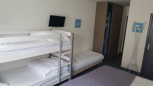 Imagen de la habitación del Hotel Les Pelouses. Foto 14