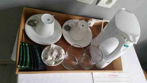 Imagen de la habitación del Hotel Les Pelouses. Foto 16