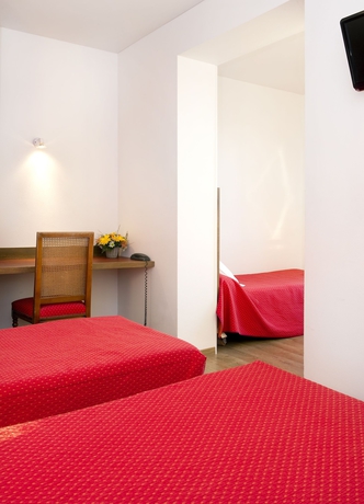 Imagen de la habitación del Hotel Les Peyri&egrave;res. Foto 9