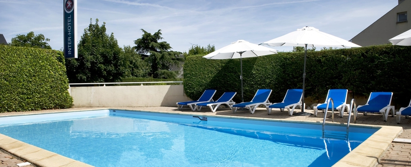 Imagen de la piscina del Hotel Les Peyri&egrave;res. Foto 19