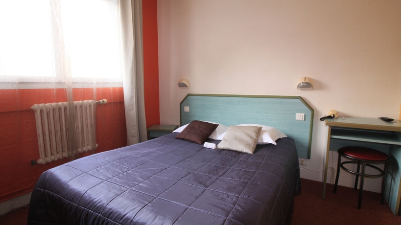 Imagen de la habitación del Hotel Les Pieux. Foto 4