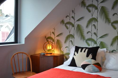 Imagen de la habitación del Hotel Les Pilotes. Foto 6