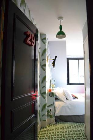 Imagen de la habitación del Hotel Les Pilotes. Foto 7