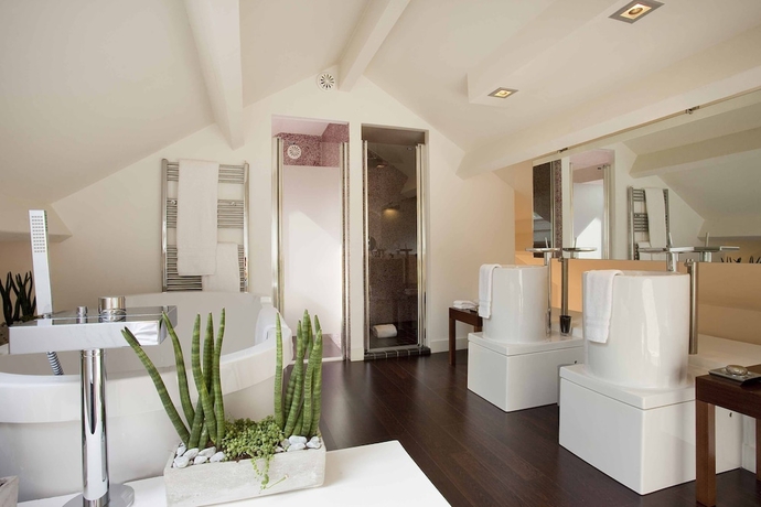 Imagen de la habitación del Hotel Les Pl&eacute;iades - Spa - Restaurant. Foto 15