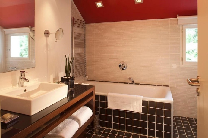 Imagen de la habitación del Hotel Les Pl&eacute;iades - Spa - Restaurant. Foto 18