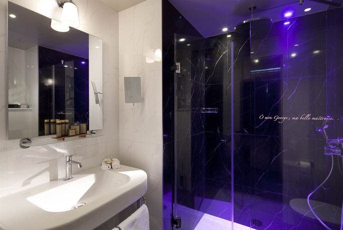 Imagen de la habitación del Hotel Les Plumes. Foto 7