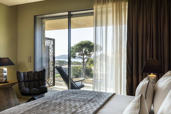 Imagen de la habitación del Hotel Les Regalia Hotel and SPA. Foto 16