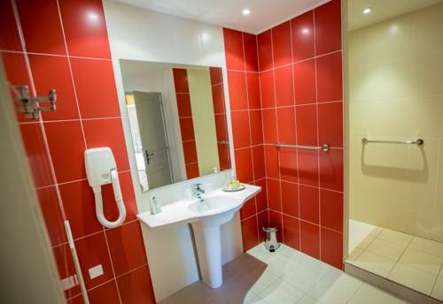 Imagen de la habitación del Hotel Les Restanques De Moustiers. Foto 4