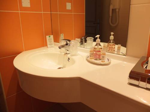 Imagen de la habitación del Hotel Les Restanques De Moustiers. Foto 8