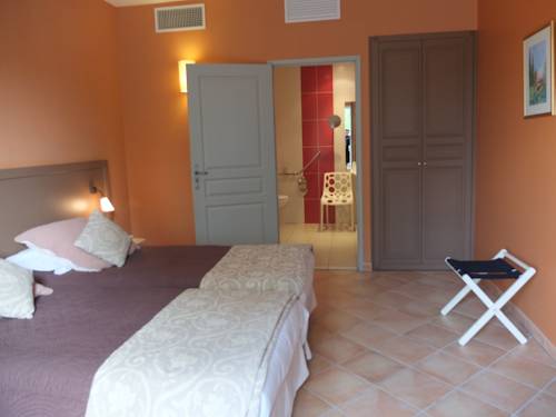 Imagen de la habitación del Hotel Les Restanques De Moustiers. Foto 10