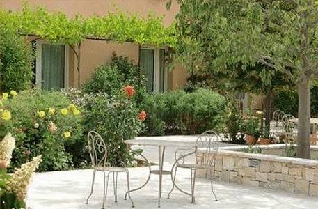 Imagen de la habitación del Hotel Les Restanques De Moustiers. Foto 13