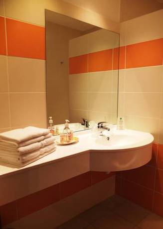 Imagen de la habitación del Hotel Les Restanques De Moustiers. Foto 16