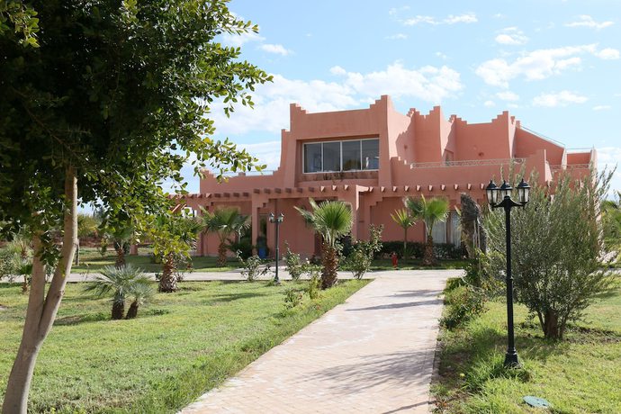 Imagen de los exteriores del Hotel Les Riads de Jouvence. Foto 10