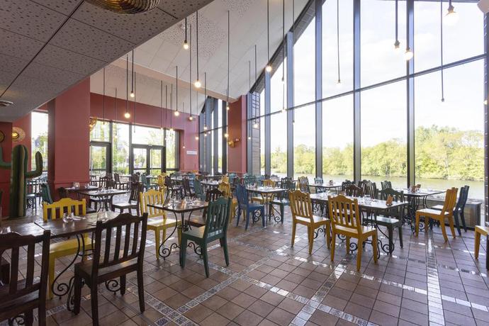 Imagen del bar/restaurante del Hotel Les Rivages de Beauval. Foto 3