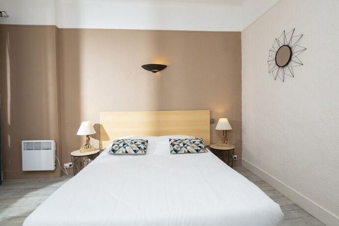 Imagen de la habitación del Hotel Les Rocailles. Foto 14