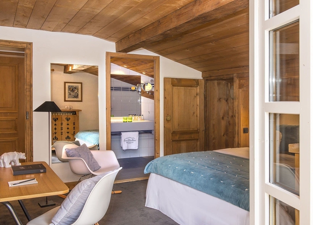 Imagen de la habitación del Hotel Les Roches Fleuries. Foto 11