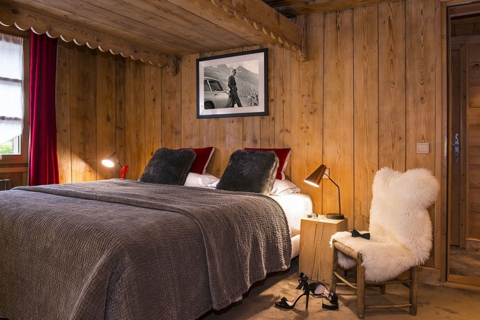 Imagen de la habitación del Hotel Les Roches Fleuries. Foto 16