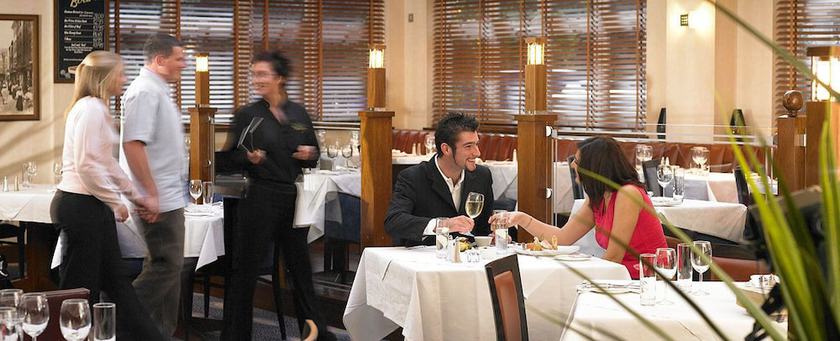 Imagen del bar/restaurante del Hotel Les Rocquettes. Foto 3