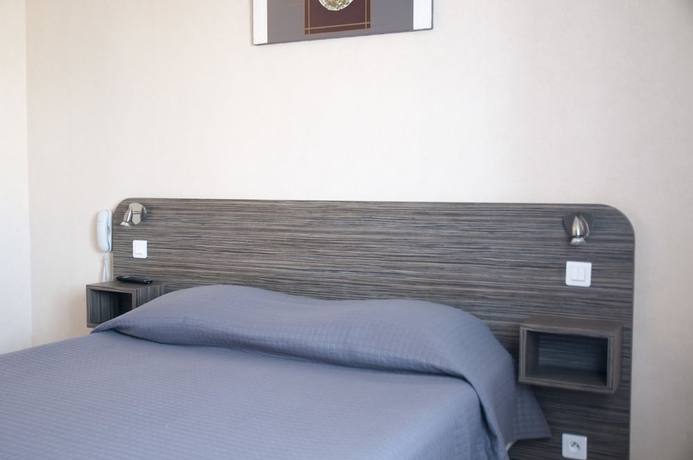 Imagen de la habitación del Hotel Les Rosiers. Foto 3