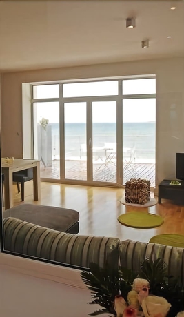 Imagen de la habitación del Hotel Les Sables Blancs. Foto 17