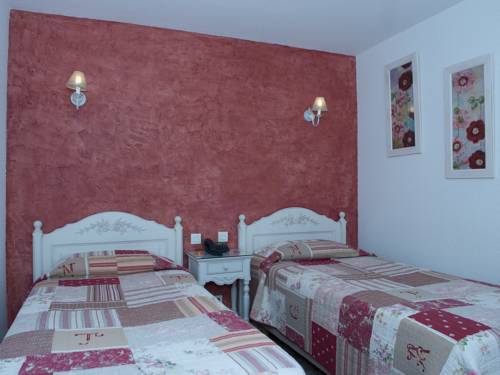 Imagen de la habitación del Hotel Les Sables D'ocre. Foto 10