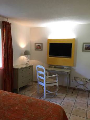 Imagen de la habitación del Hotel Les Sables D'ocre. Foto 14