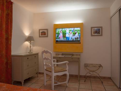 Imagen de la habitación del Hotel Les Sables D'ocre. Foto 16