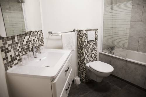 Imagen de la habitación del Hotel Les Sables D'or, Cucq. Foto 7