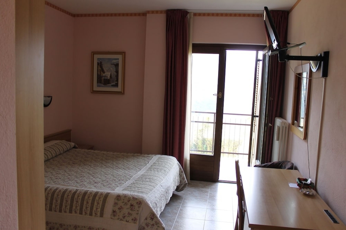 Imagen de la habitación del Hotel Les Saisons, Saint Vincent. Foto 8