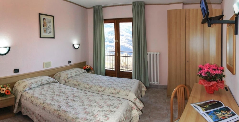 Imagen de la habitación del Hotel Les Saisons, Saint Vincent. Foto 15