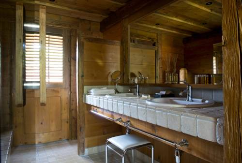 Imagen de la habitación del Hotel Les Servages D'armelle. Foto 5