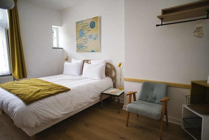 Imagen de la habitación del Hotel Les Sorbiers. Foto 16