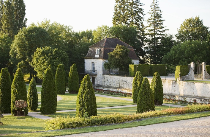 Imagen de los exteriores del Hotel Les Sources de Vougeot. Foto 4