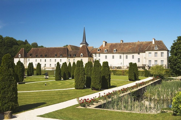 Imagen de los exteriores del Hotel Les Sources de Vougeot. Foto 5