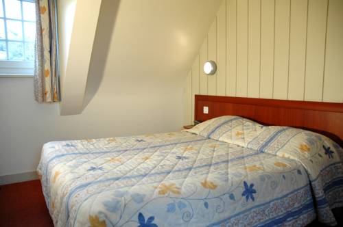 Imagen de la habitación del Hotel Les Sternes. Foto 10