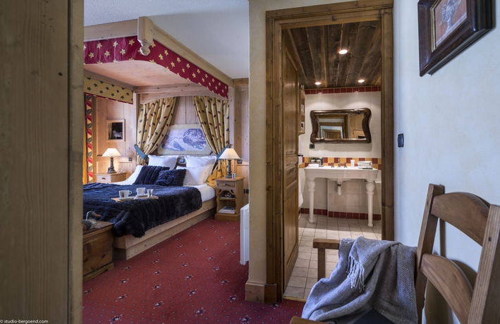 Imagen de la habitación del Hotel Les Suites Du Montana By Les Etincelles. Foto 3