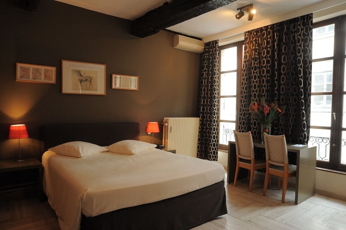 Imagen de la habitación del Hotel Les Tanneurs De Namur. Foto 7