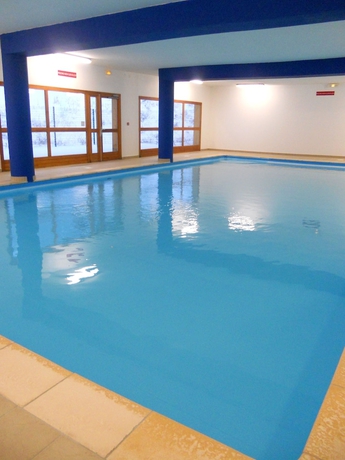 Imagen de la piscina del Hotel Les Terrasses Du Soleil D'or. Foto 18