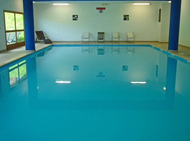 Imagen de la piscina del Hotel Les Terrasses Du Soleil D'or. Foto 19