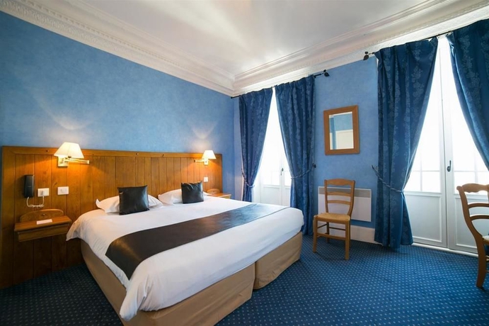 Imagen de la habitación del Hotel Les Terrasses Poulard. Foto 7