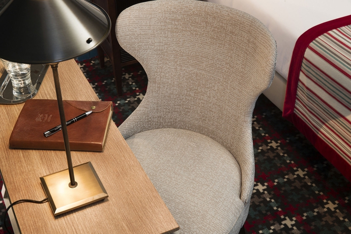 Imagen de la habitación del Hotel Les Tournelles. Foto 5