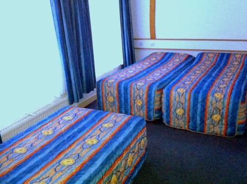 Imagen de la habitación del Hotel Les Trois Luppars. Foto 4