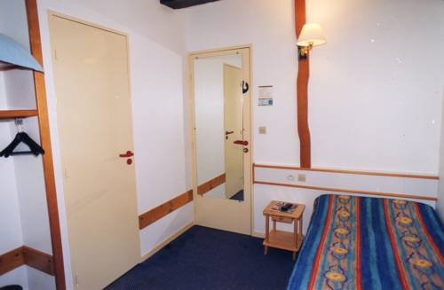 Imagen de la habitación del Hotel Les Trois Luppars. Foto 13