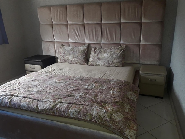 Imagen de la habitación del Hotel Les Vagues Bleues. Foto 4